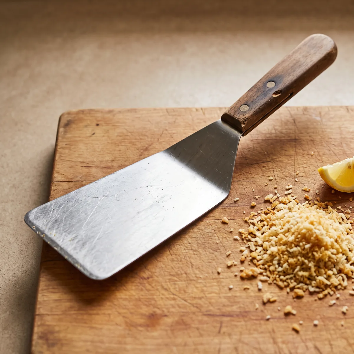 A cheap fish spatula, Joel P.'s pick